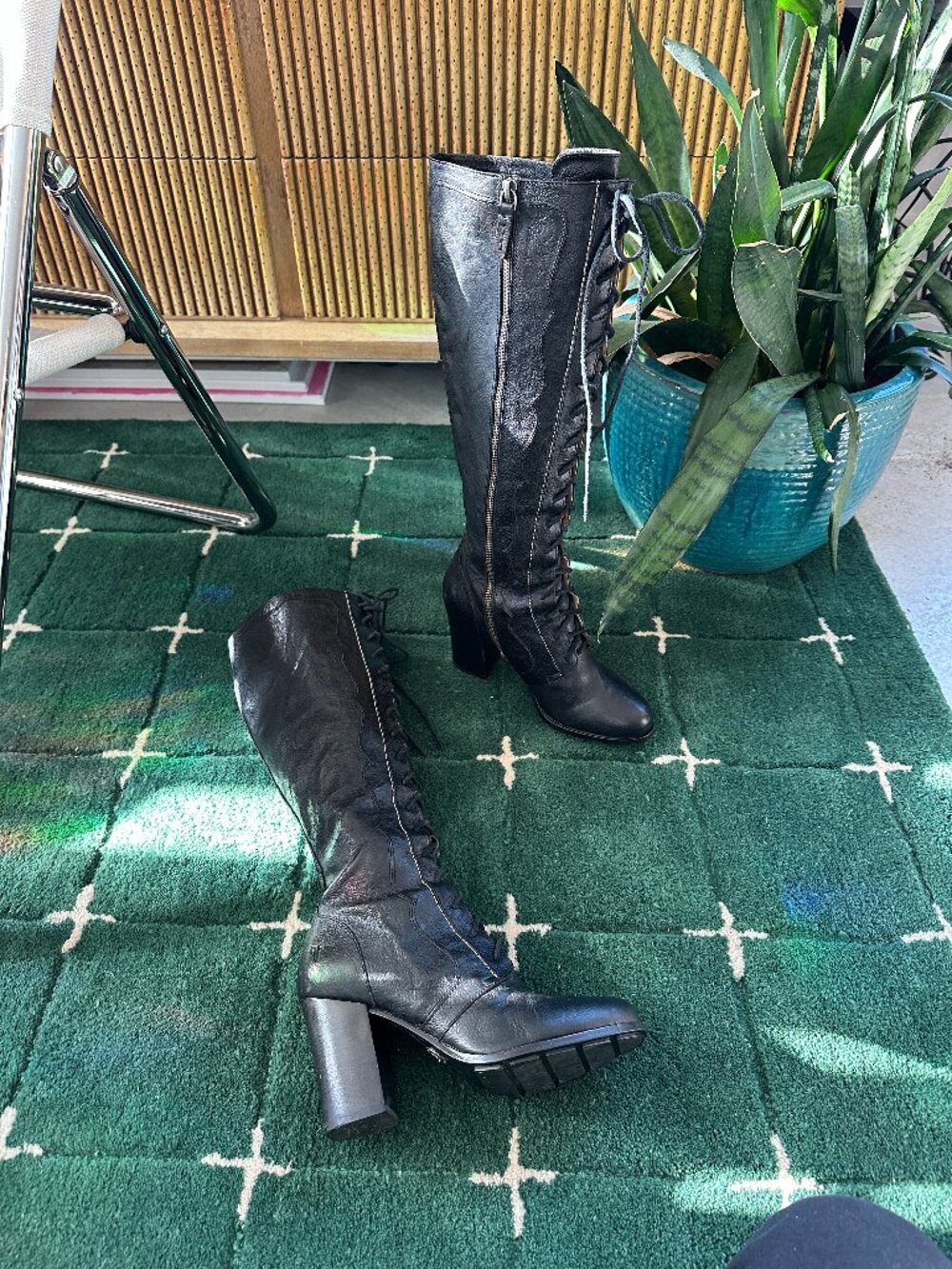 Frye x Anna Sui Collab Parker Tall Leather Lace Up Boots 8 - Picture 12 of 12
